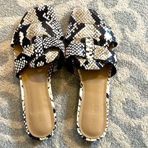 Ann Taylor slip on sandals - size 6.5 (run a little small)